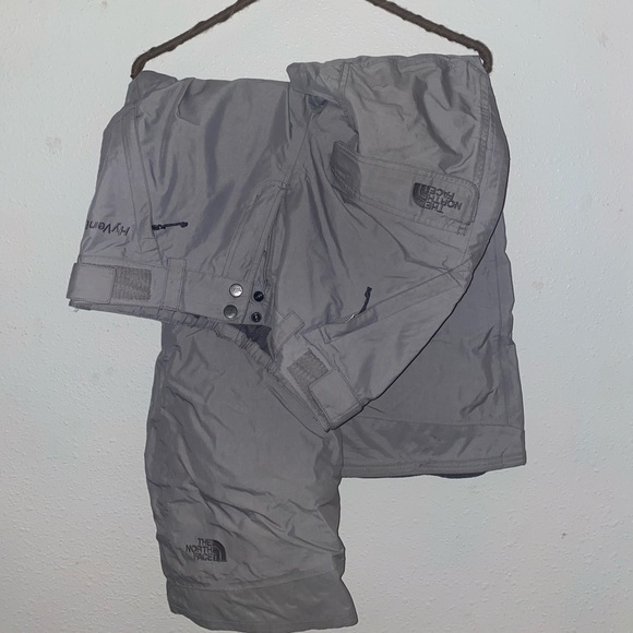 The North Face Snow Pants - Picture 2 of 2